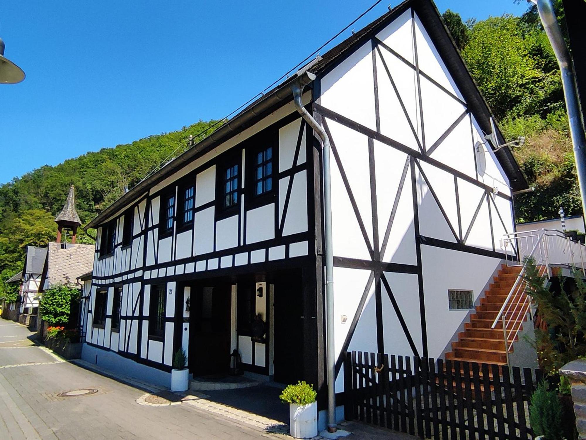 Ferienwohnung 'Unter Der Burg' Brodenbach Dış mekan fotoğraf