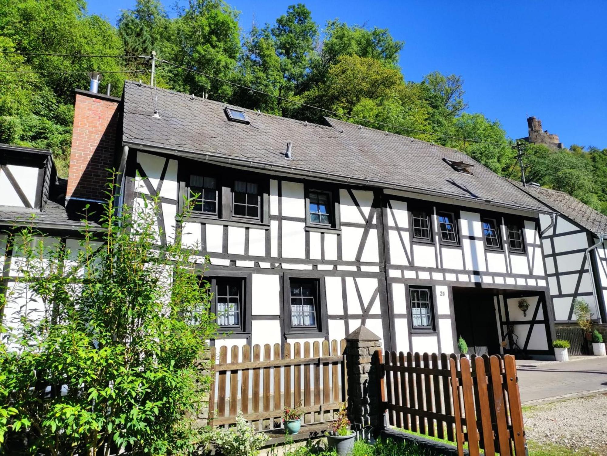 Ferienwohnung 'Unter Der Burg' Brodenbach Dış mekan fotoğraf