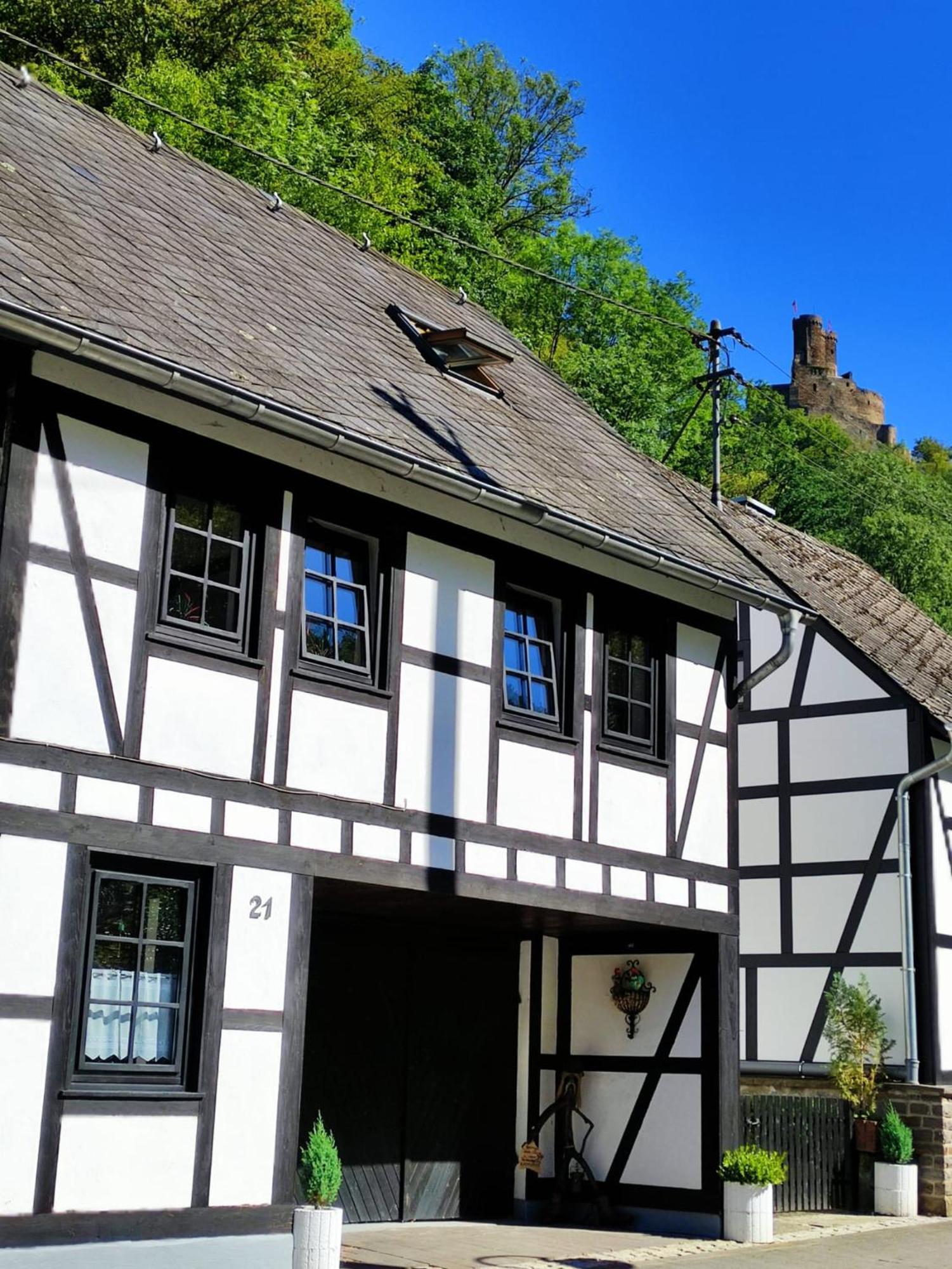 Ferienwohnung 'Unter Der Burg' Brodenbach Dış mekan fotoğraf
